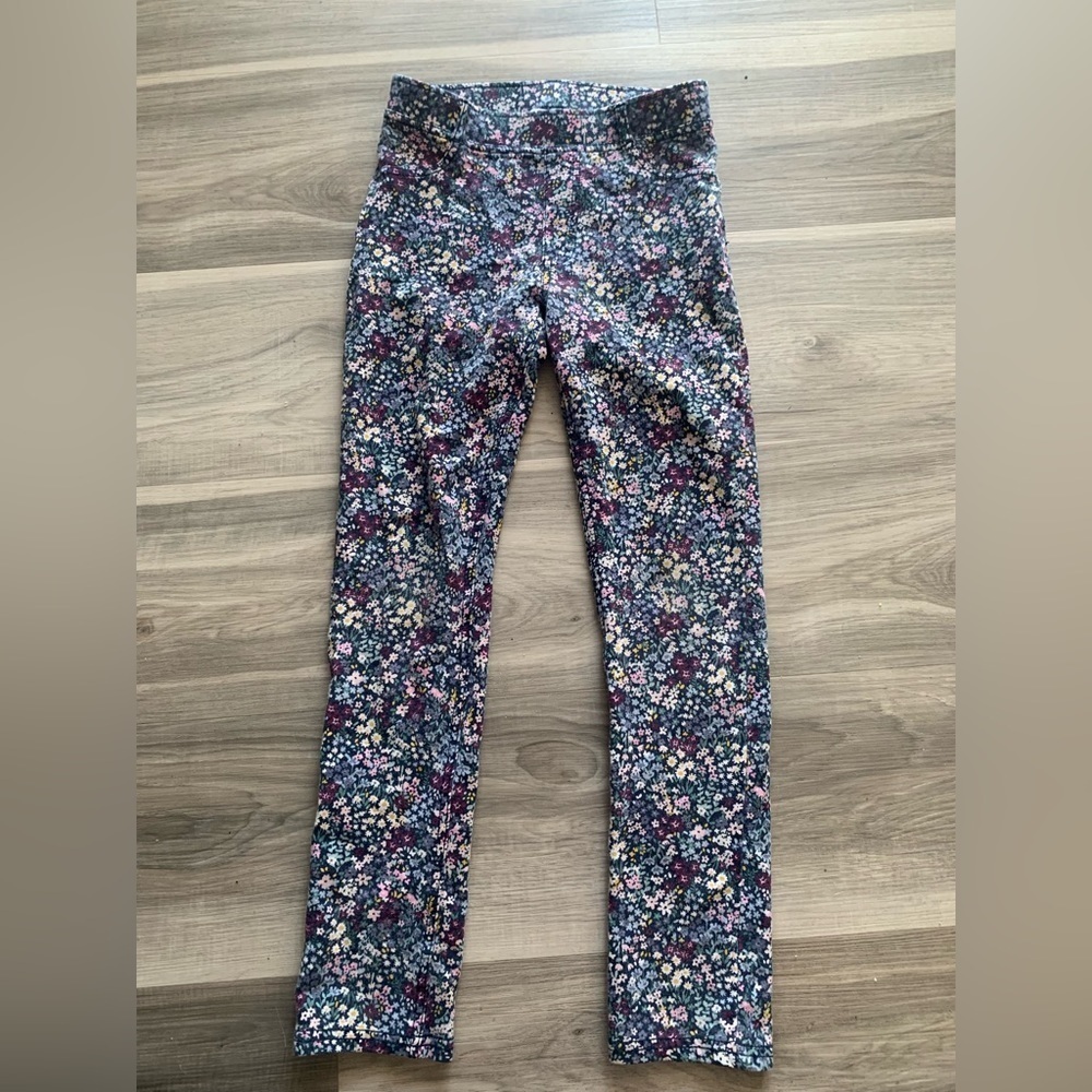 4/30$ H&M flowery leggings jeans 9-10years